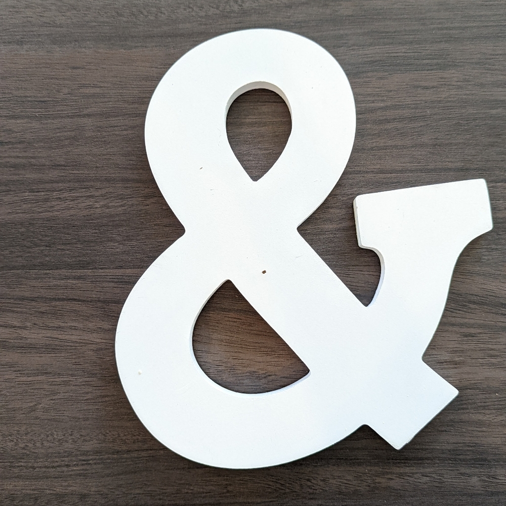 Wooden "&" Sign - 9"